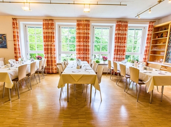 Kloster Bernried - Yoga Retreats mit Vivere Vital - Speisesaal Kloster Bernried - Yoga Retreats mit Vivere Vital - Speisesaal