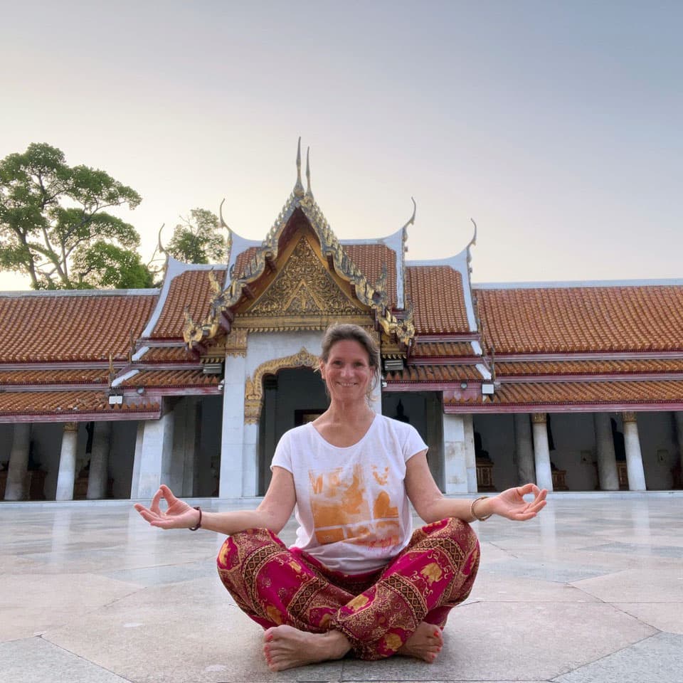 Anja Davina Koch - Yoga und Yin Yoga, Meditation, Achtsamkeit, Atem, Group Fitness